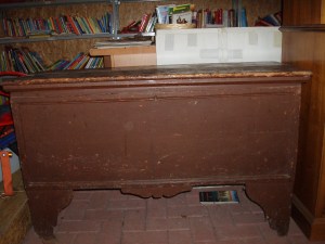 cassapanca da restaurare