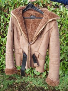 montone donna con cintura