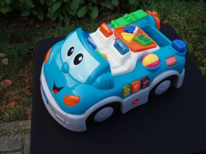 auto parlante per bambini