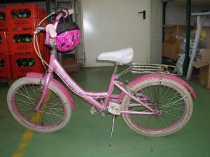 bicicletta rosa da bambina
