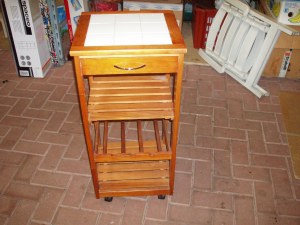 vista superiore del carrello in legno