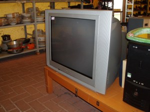 televisore 28 pollici philips