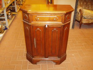 mobile per telefono in arte povera