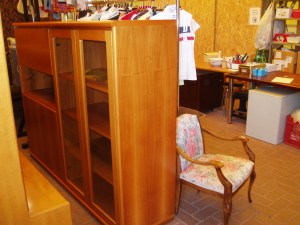 soggiorno basso in noce chiaro