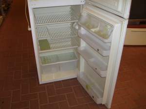 interno frigorifero ignis