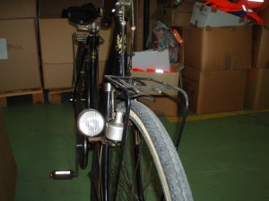 bianchi lusso nera particolare del fanale