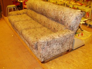 divano fantasia grigio rosa vista dx