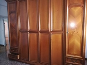 vista alta fronta armadio