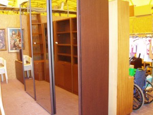 armadio scorrevole di camera completa marrone scuro