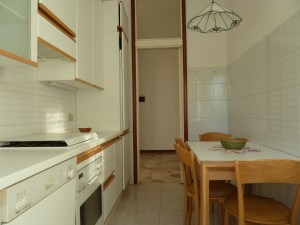 CUCINA BIANCA VISTA DA SX