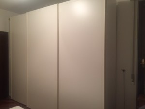 armadio bianco ad ante scorrevoli 340 cm