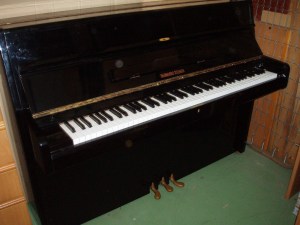 pianoforte nero bernhard steiner