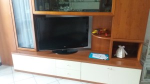 mobile soggiorno panna e ciliegio vista base